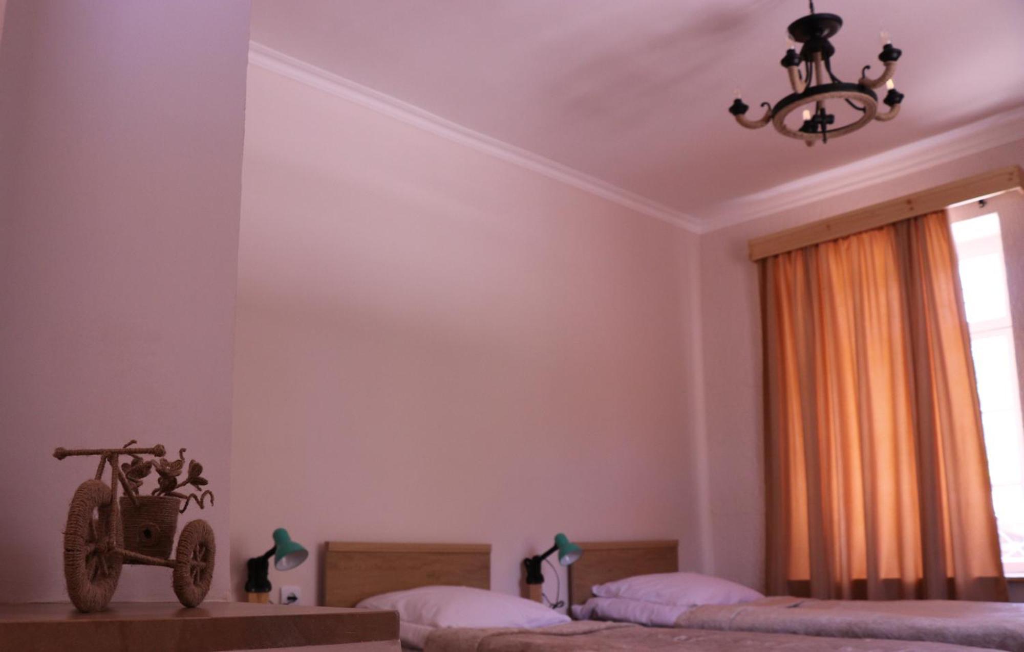 Legend Guest House Artabuynk Bagian luar foto